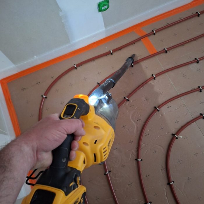 1 Nettoyage du sol par aspiration